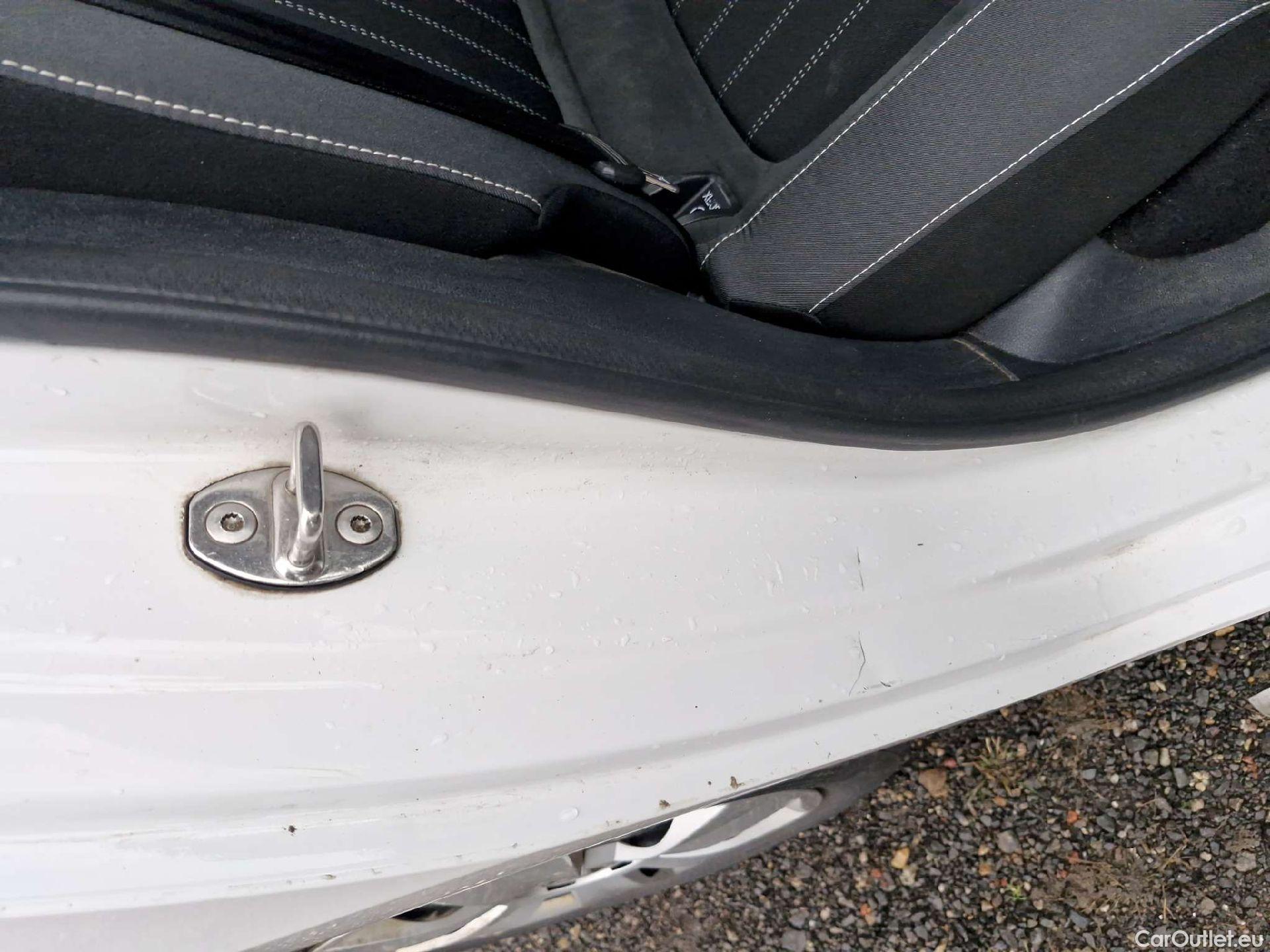  Skoda  Fabia  Combi (2015)  Com.1.0TSI 70 Style #15