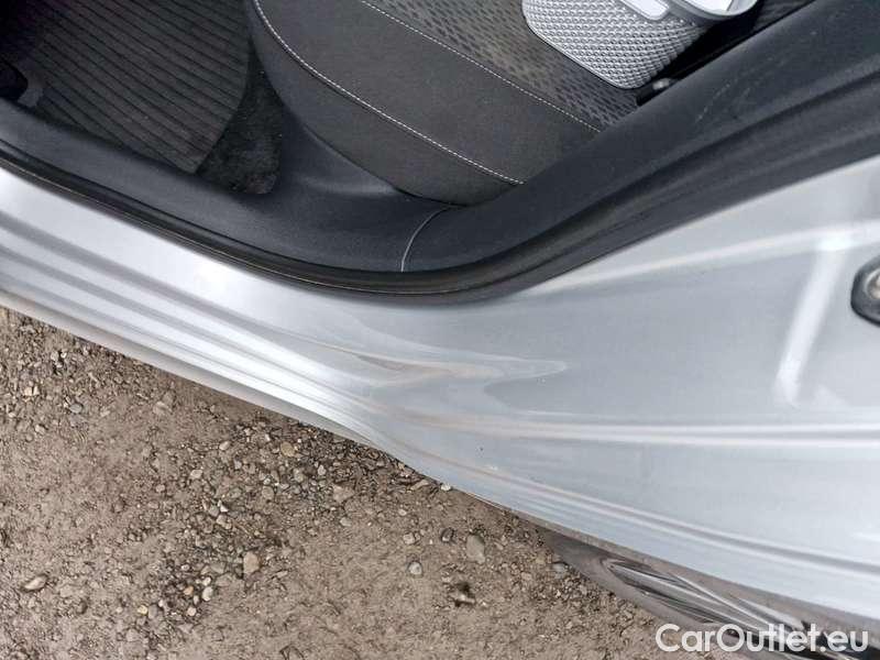  Skoda  Octavia  Combi (NX3)(2020) Oct.Combi 2.0TDI 85 Style #24