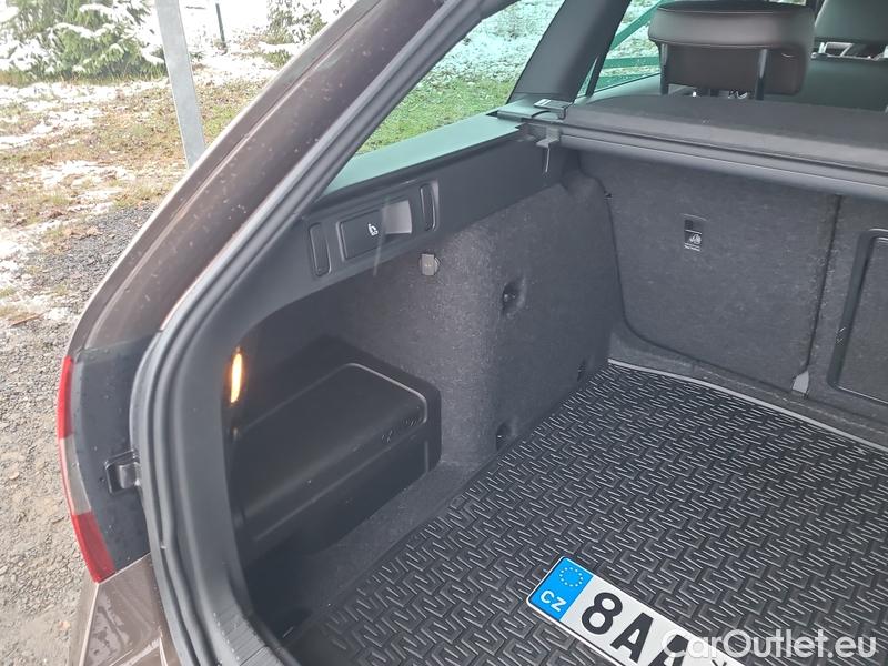  Skoda  Octavia  Combi  (5E5)(03.2017->) Co1.5TSI 110 L&K AT #17