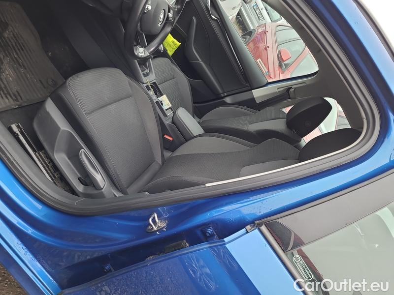  Skoda  Octavia  Combi (NX3)(2020) Oct.Combi 2.0TDI 85 Ambition #10