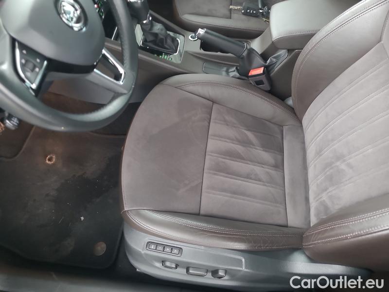  Skoda  Octavia  Combi  (5E5)(03.2017->) Co1.5TSI 110 L&K AT #5