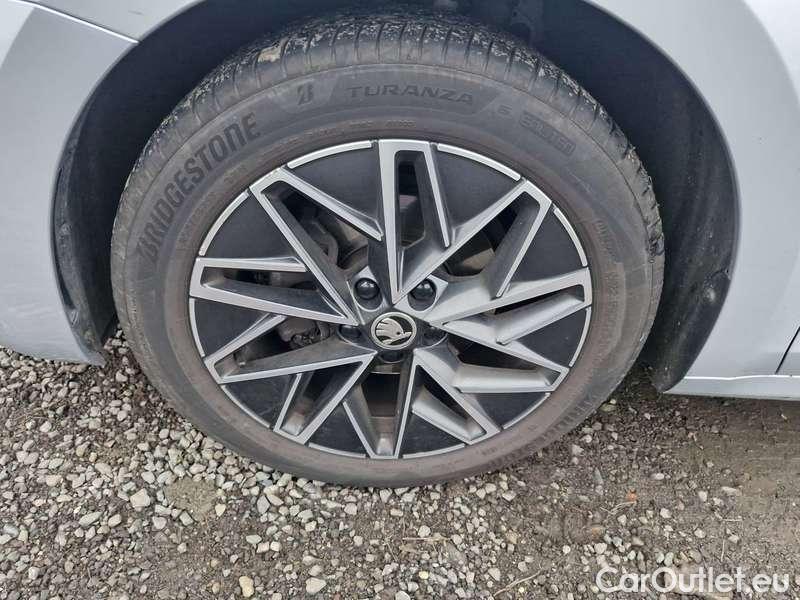  Skoda  Octavia  Combi (NX3)(2020) Oct.Combi 2.0TDI 85 Style #2