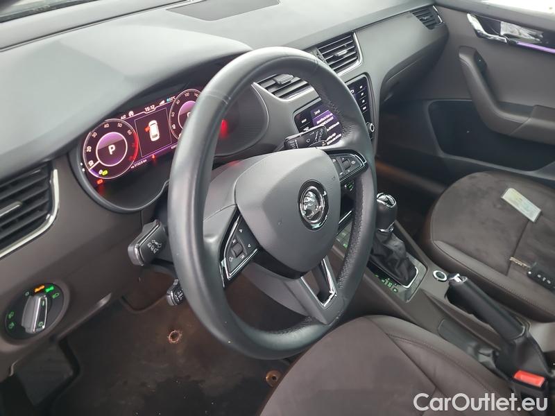  Skoda  Octavia  Combi  (5E5)(03.2017->) Co1.5TSI 110 L&K AT #7