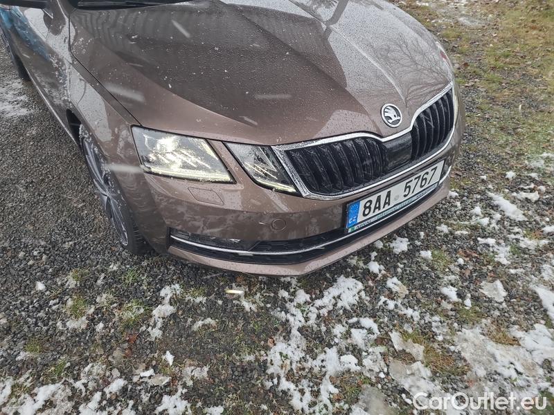  Skoda  Octavia  Combi  (5E5)(03.2017->) Co1.5TSI 110 L&K AT #2