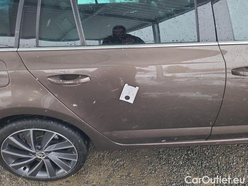  Skoda  Octavia  Combi  (5E5)(03.2017->) Co1.5TSI 110 L&K AT #22