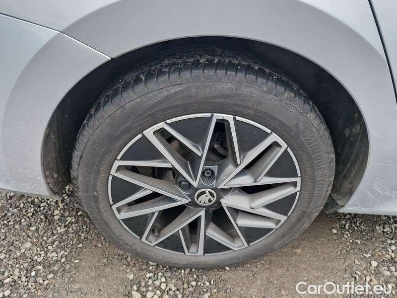  Skoda  Octavia  Combi (NX3)(2020) Oct.Combi 2.0TDI 85 Style #18