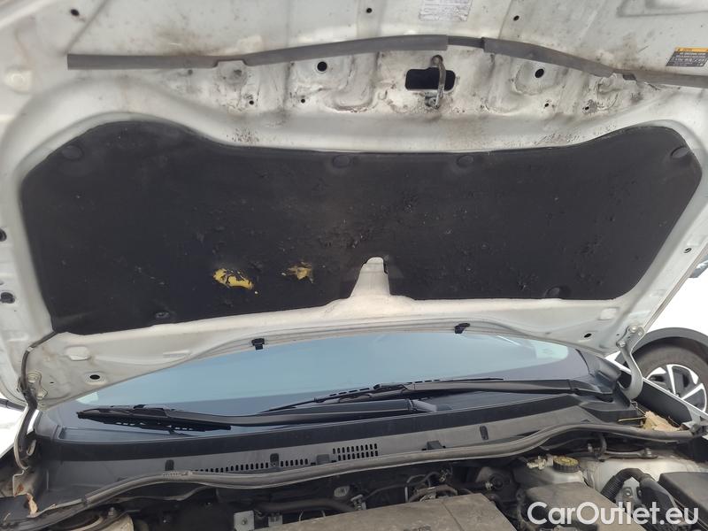  Toyota  Auris  (2012)  TS 1.6Valv.97 Classic #26