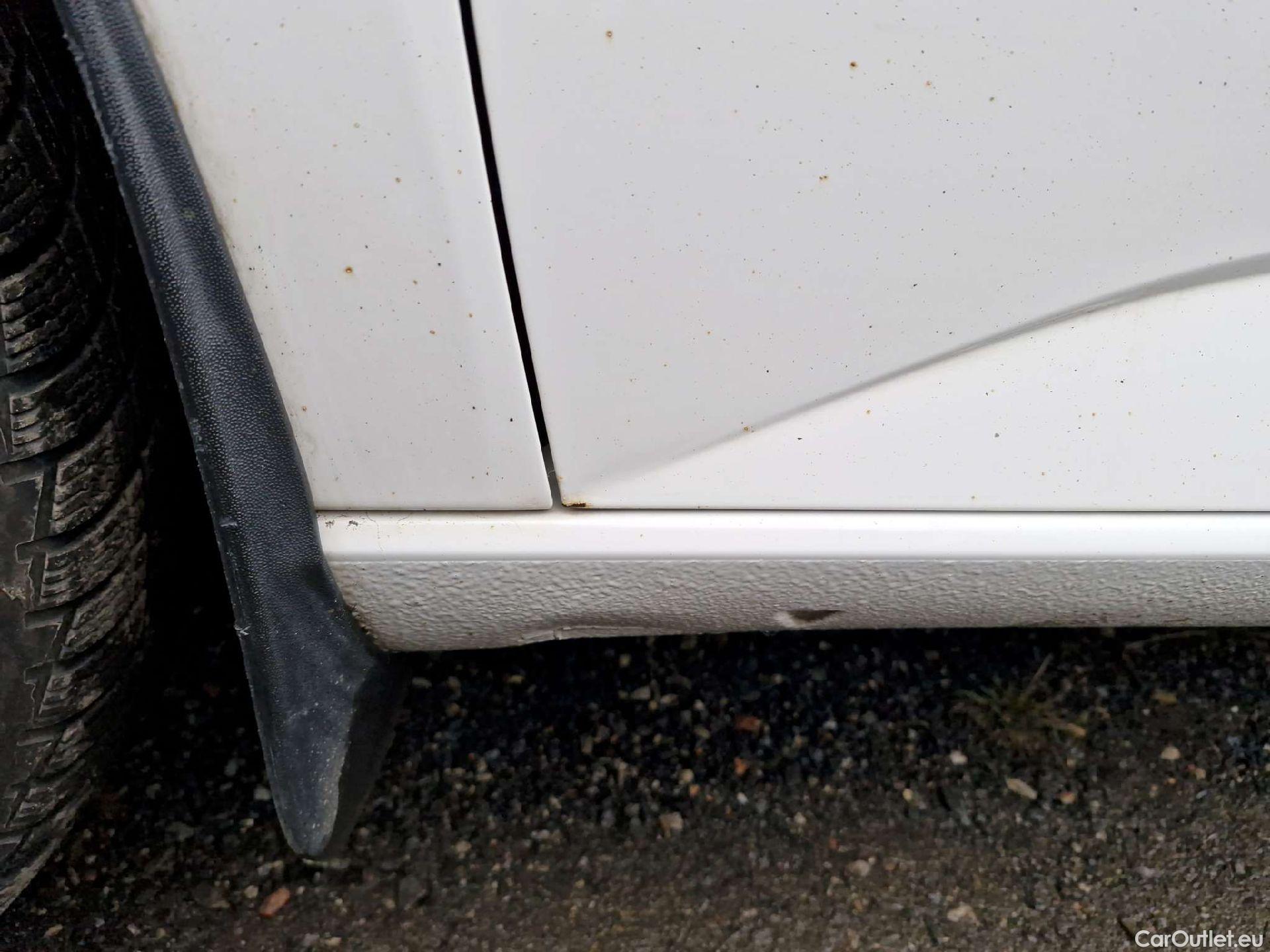  Skoda  Fabia  Combi (2015)  Com.1.0TSI 70 Style #23