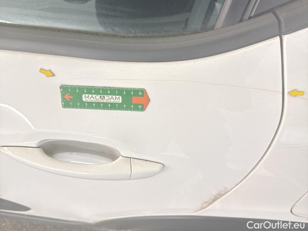  Citroen  C3 CITROEN  Société / 2020 / 5P / Berline / VU PureTech 83 S&S BVM Feel Nav #4