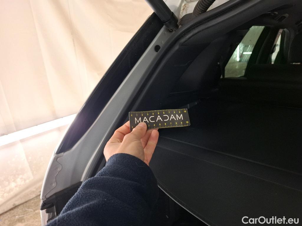  Land Rover  Discovery LAND ROVER  Sport / 2019 / 5P / SUV 1.5 P300e PHEV AUTO 4WD R-Dynamic HSE #22