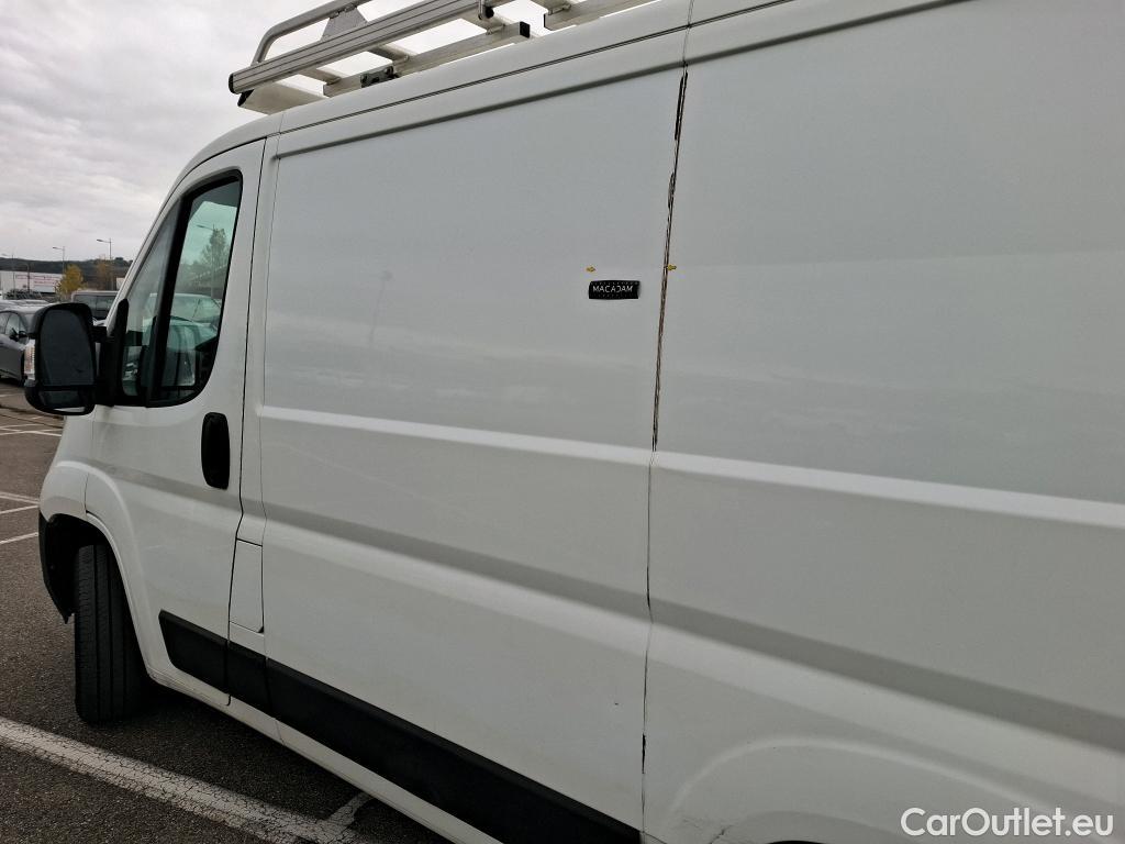  Citroen  Jumper CITROEN  / 2014 / 4P / Fourgon tôlé 33 L1H1 BlueHDi 110 BVM6 Club #4