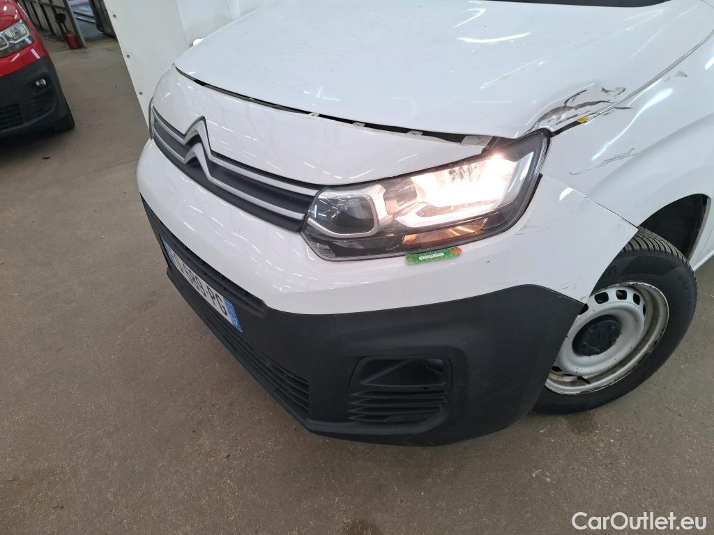  Citroen  Berlingo CITROEN  / 2018 / 4P / Fourgonnette M 650kg BlueHDi 75 S&S BVM Club #11