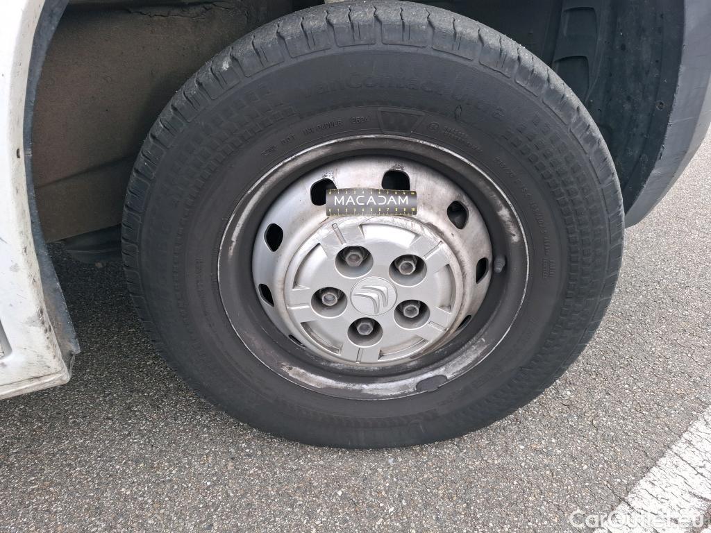  Citroen  Jumper CITROEN  / 2014 / 4P / Fourgon tôlé 33 L1H1 BlueHDi 110 BVM6 Club #35