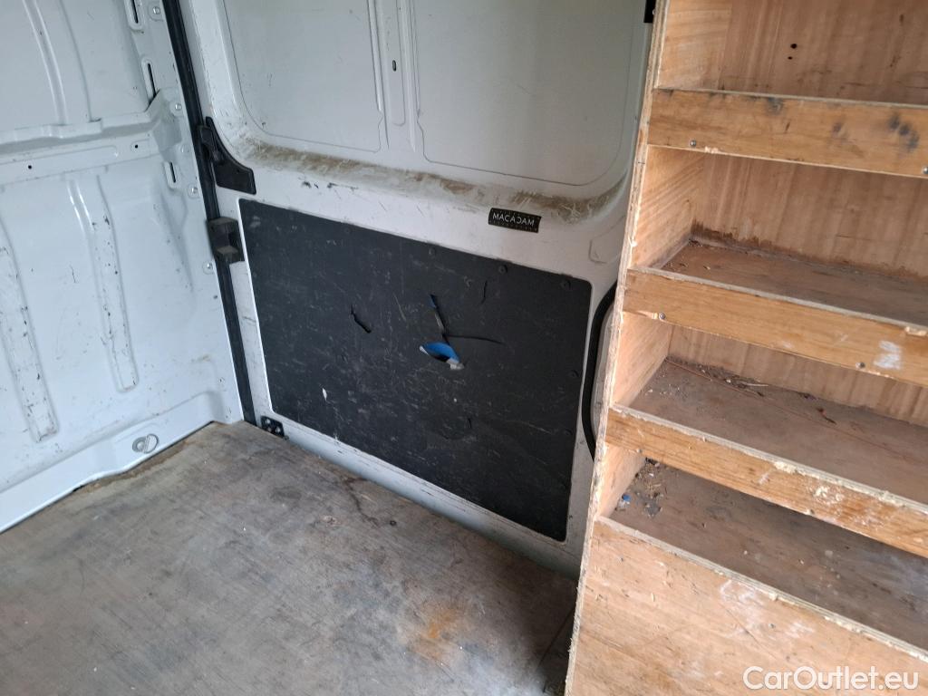  Citroen  Jumper CITROEN  / 2014 / 4P / Fourgon tôlé 33 L1H1 BlueHDi 110 BVM6 Club #47