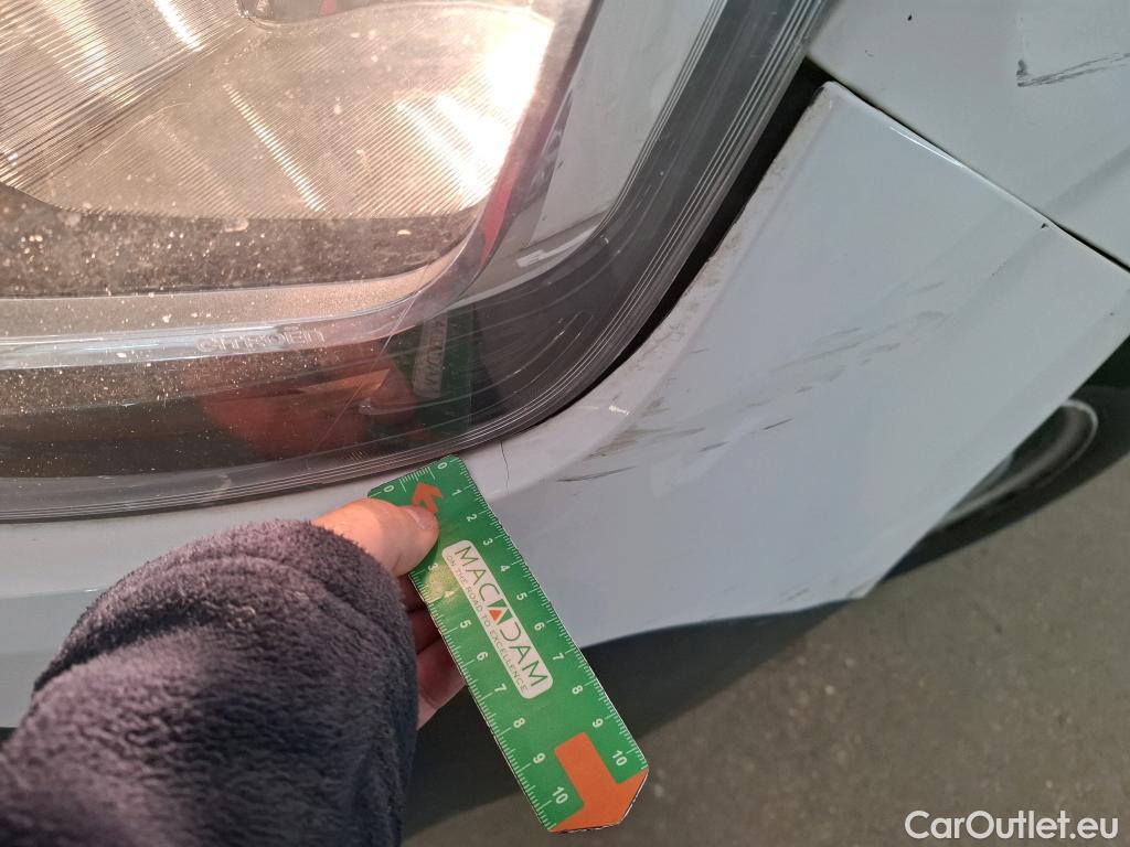  Citroen  Berlingo CITROEN  / 2018 / 4P / Fourgonnette M 650kg BlueHDi 75 S&S BVM Club #12