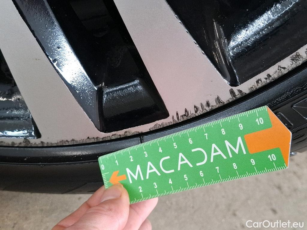  Bmw  Serie 3 3 Touring 318 d Sport Shadow 2.0 150CV BVA8 E6dT #16