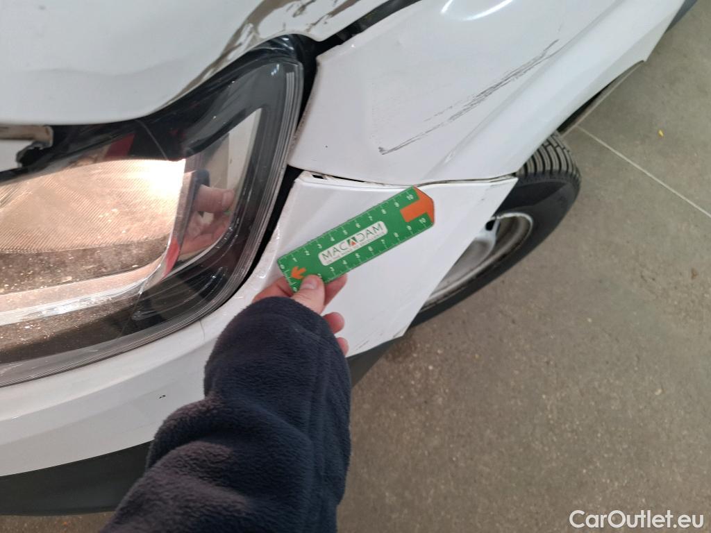  Citroen  Berlingo CITROEN  / 2018 / 4P / Fourgonnette M 650kg BlueHDi 75 S&S BVM Club #14