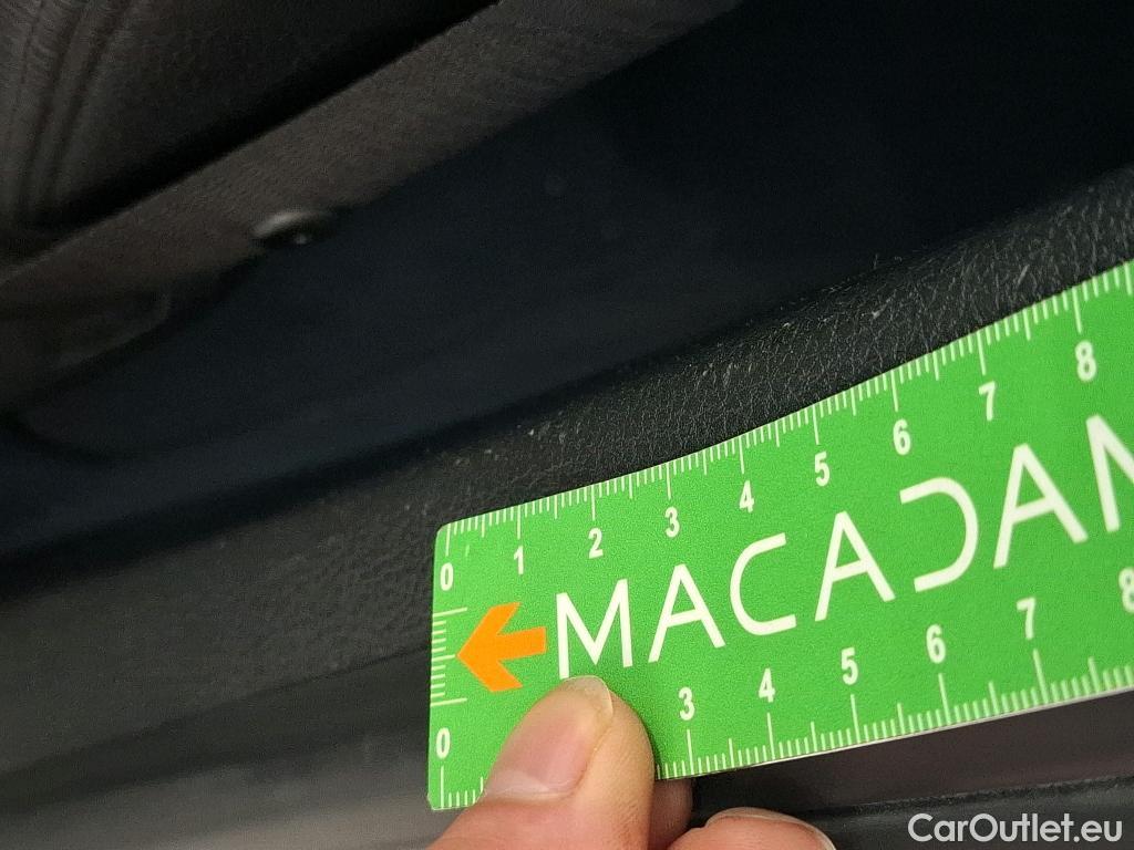  Bmw  Serie 3 3 Touring 318 d Sport Shadow 2.0 150CV BVA8 E6dT #19