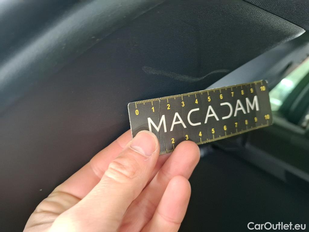  Land Rover  Discovery LAND ROVER  Sport / 2019 / 5P / SUV 1.5 P300e PHEV AUTO 4WD R-Dynamic HSE #23