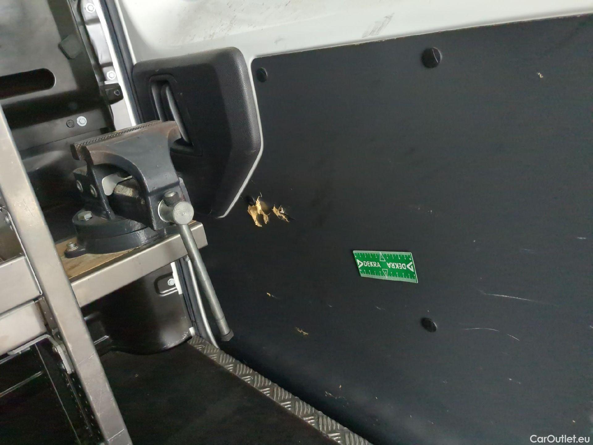  Peugeot  Expert  Fourgon Premium L2 2.0 HDi 120CV BVM6 E6 #5