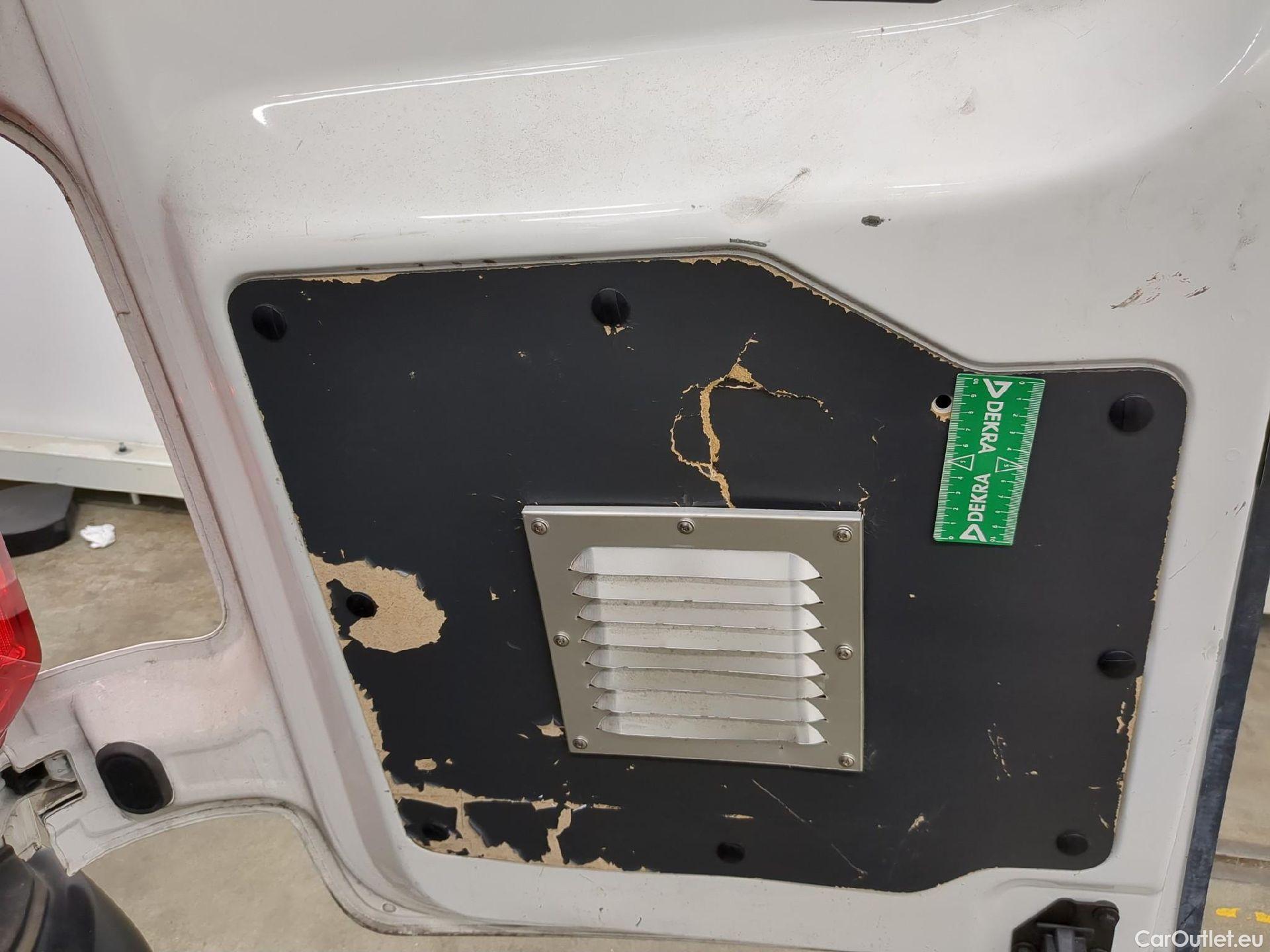  Peugeot  Expert  Fourgon Premium L2 2.0 HDi 120CV BVM6 E6 #8