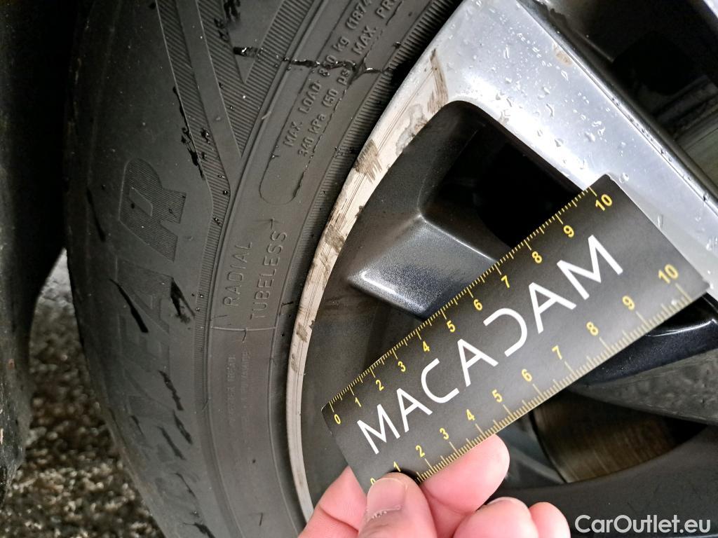  Peugeot  5008  Allure Business 1.2 PureTech 130CV BVA8 7 Sieges E6dT #39