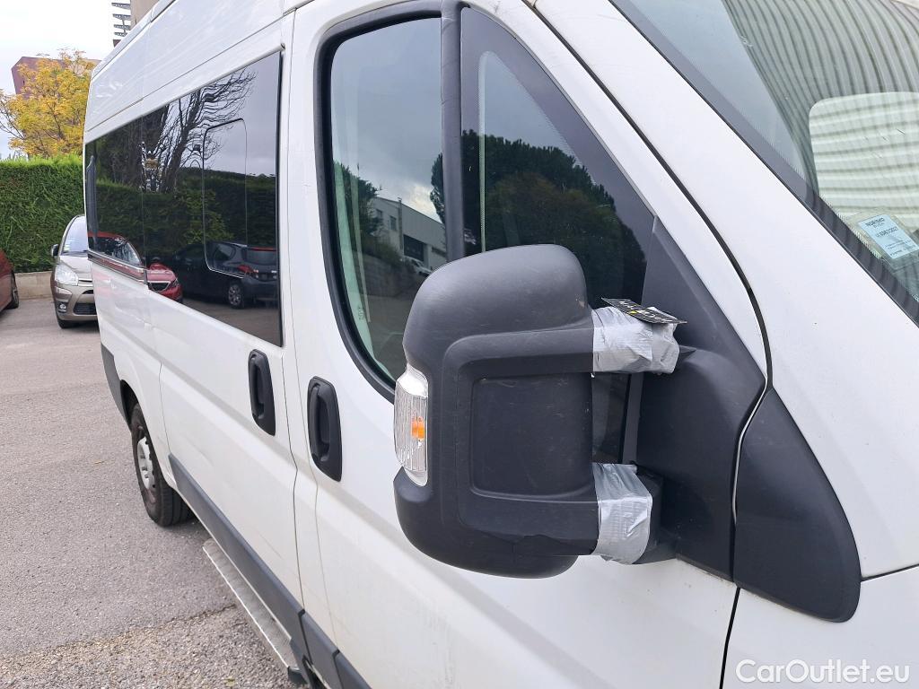  Peugeot  Boxer PEUGEOT  / 2014 / 4P / Combi 2.0 BLUEHDI 130 S&S 333 L2H2 ACTIVE #9