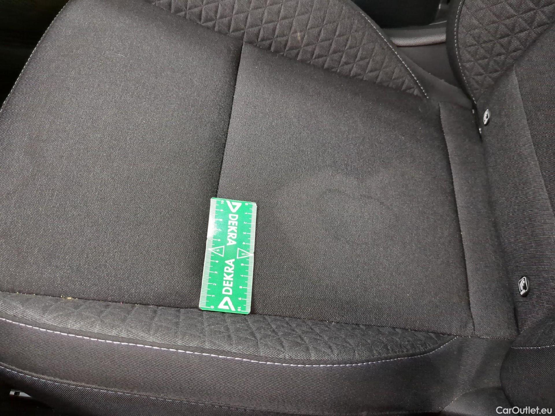  Renault  Captur  II Evolution 1.6 E-TECH Hybrid 145CV BVA6 E6d #1