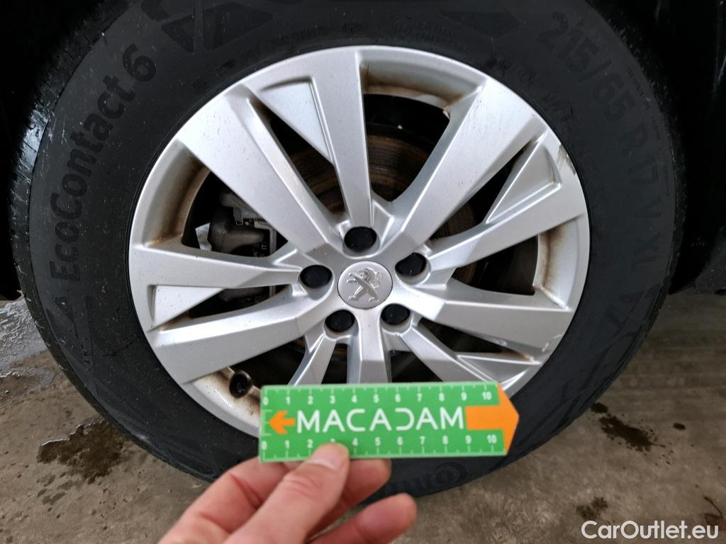  Peugeot  5008  Active Business 1.2 PureTech 130CV BVA8 E6d #19