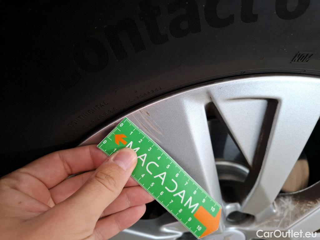  Peugeot  3008  Active Pack 1.5 HDi 130CV BVA8 E6d #14