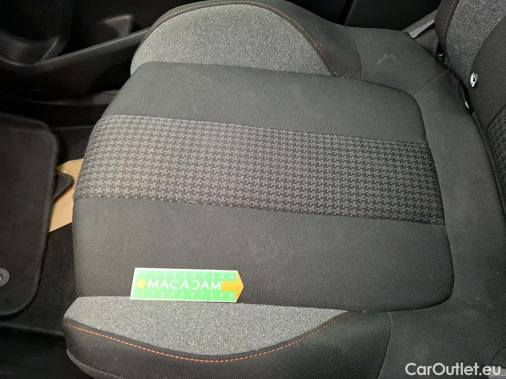  Peugeot  3008  Active Pack 1.5 HDi 130CV BVA8 E6d #25