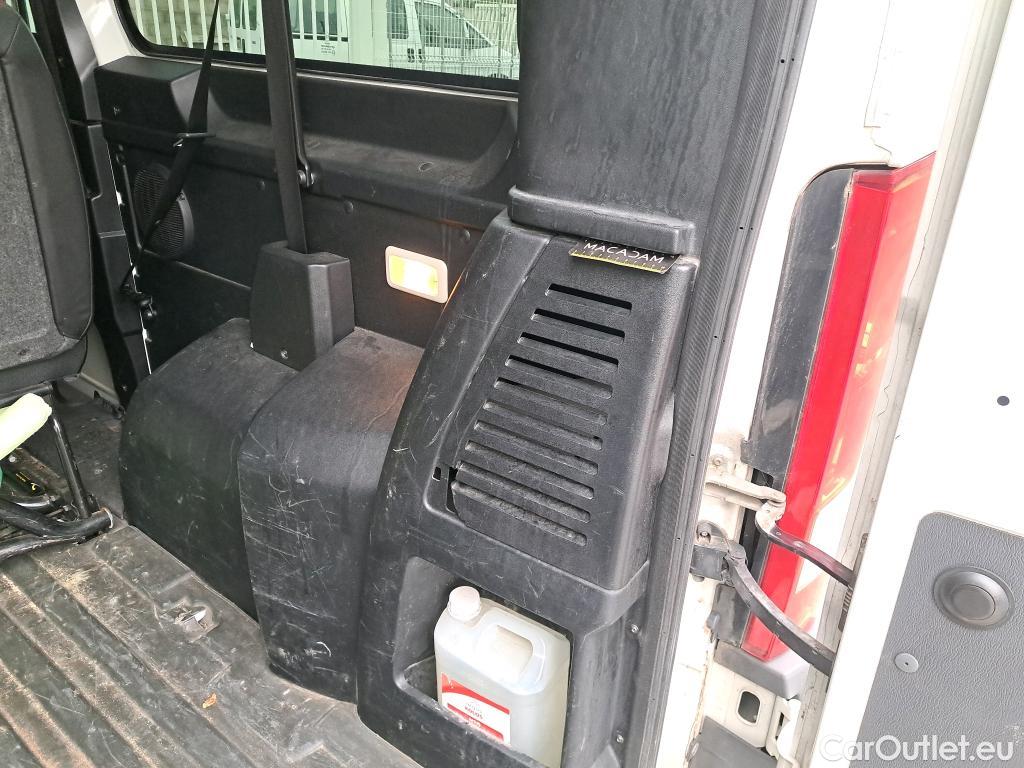  Peugeot  Boxer PEUGEOT  / 2014 / 4P / Combi 2.0 BLUEHDI 130 S&S 333 L2H2 ACTIVE #3
