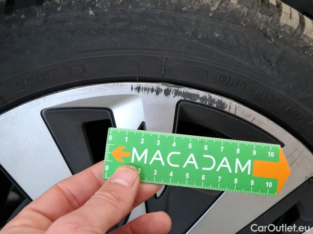  Peugeot  208  (e-) Active Business 50kWh BVA #24