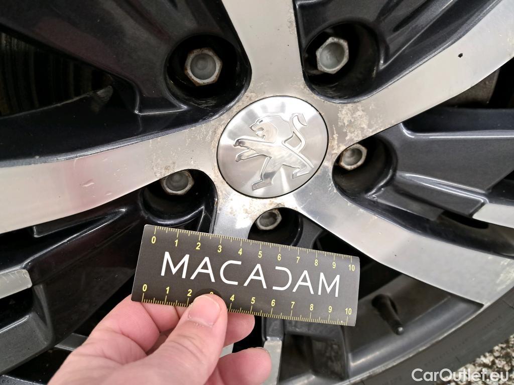  Peugeot  5008  Allure Business 1.2 PureTech 130CV BVA8 7 Sieges E6dT #25