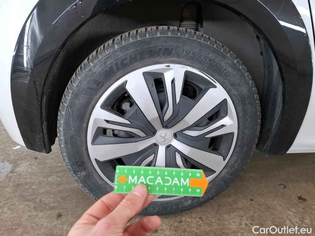  Peugeot  208  (e-) Active Business 50kWh BVA #19