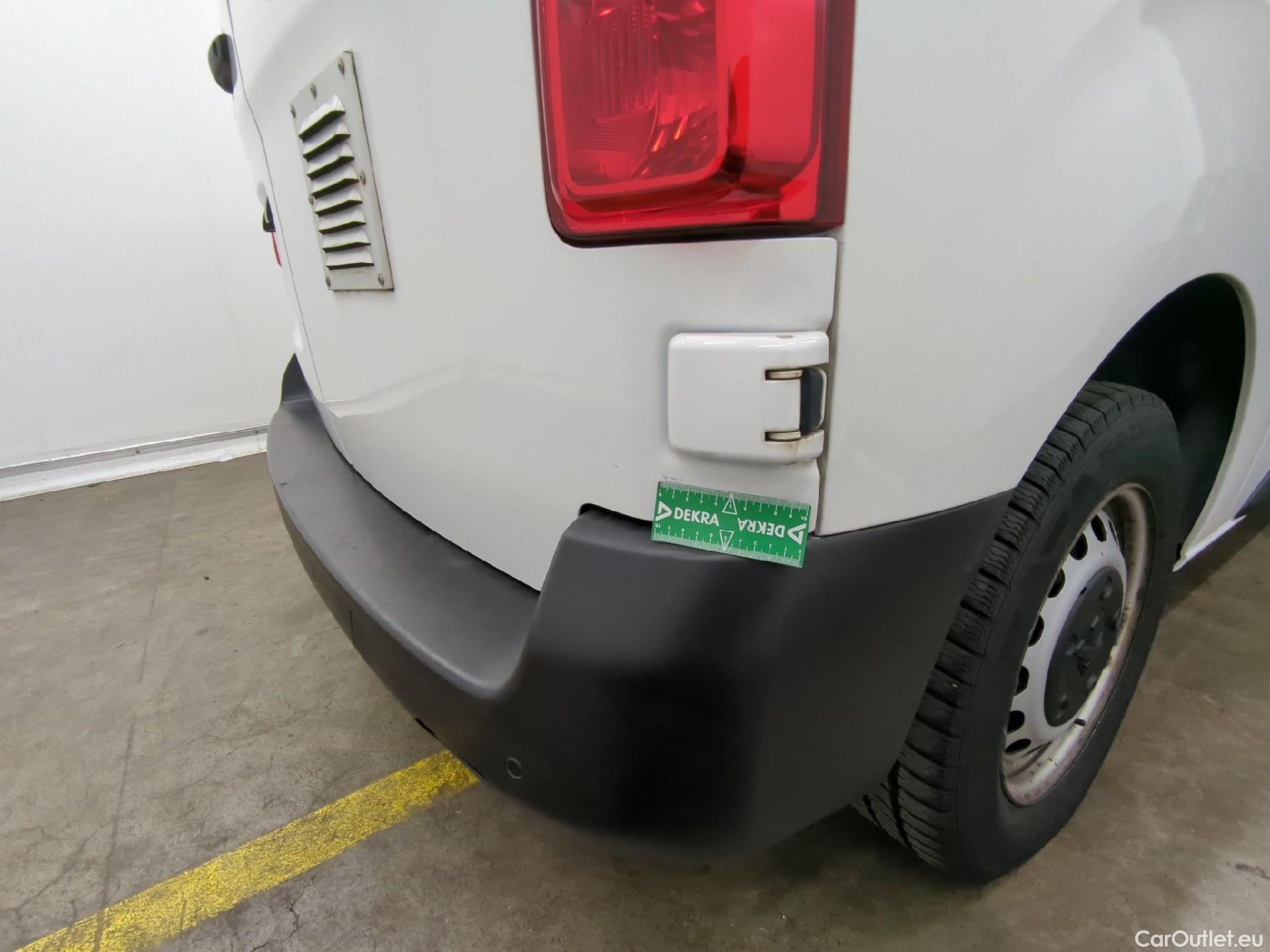  Peugeot  Expert  Fourgon Premium L2 2.0 HDi 120CV BVM6 E6 #29