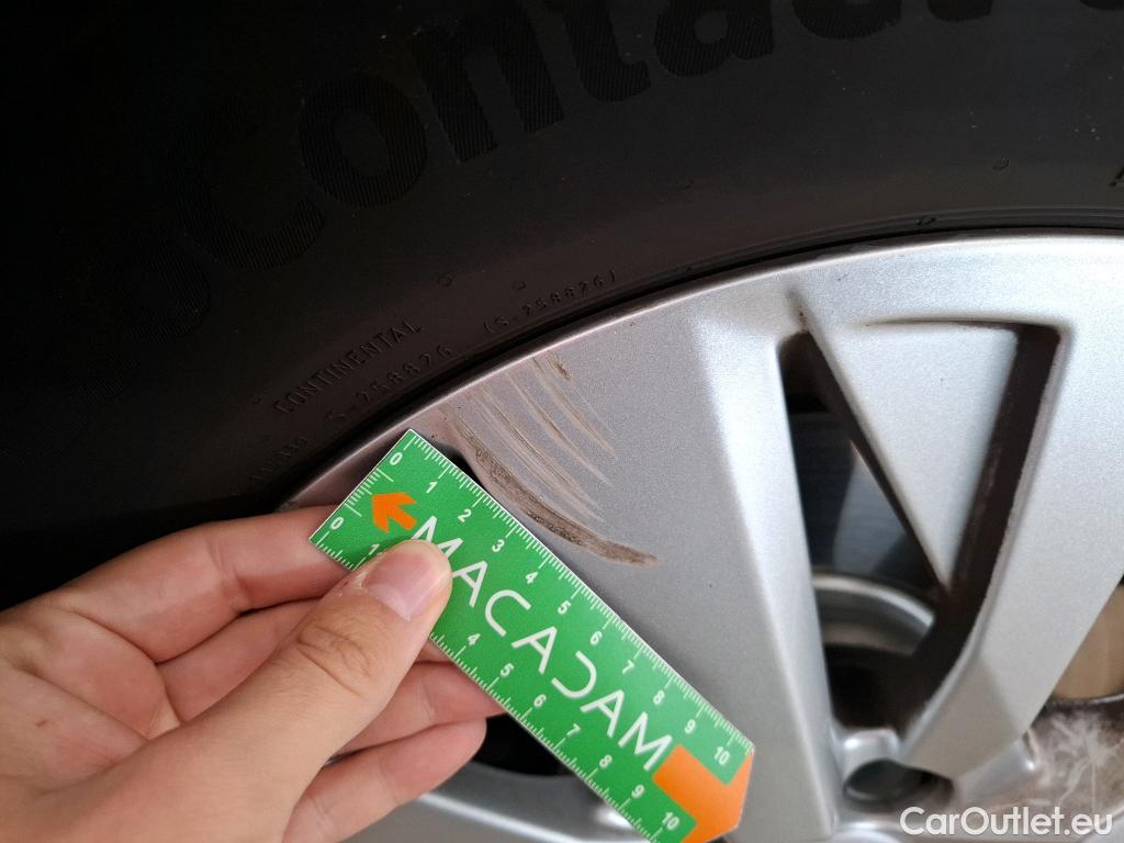  Peugeot  3008  Active Pack 1.5 HDi 130CV BVA8 E6d #12