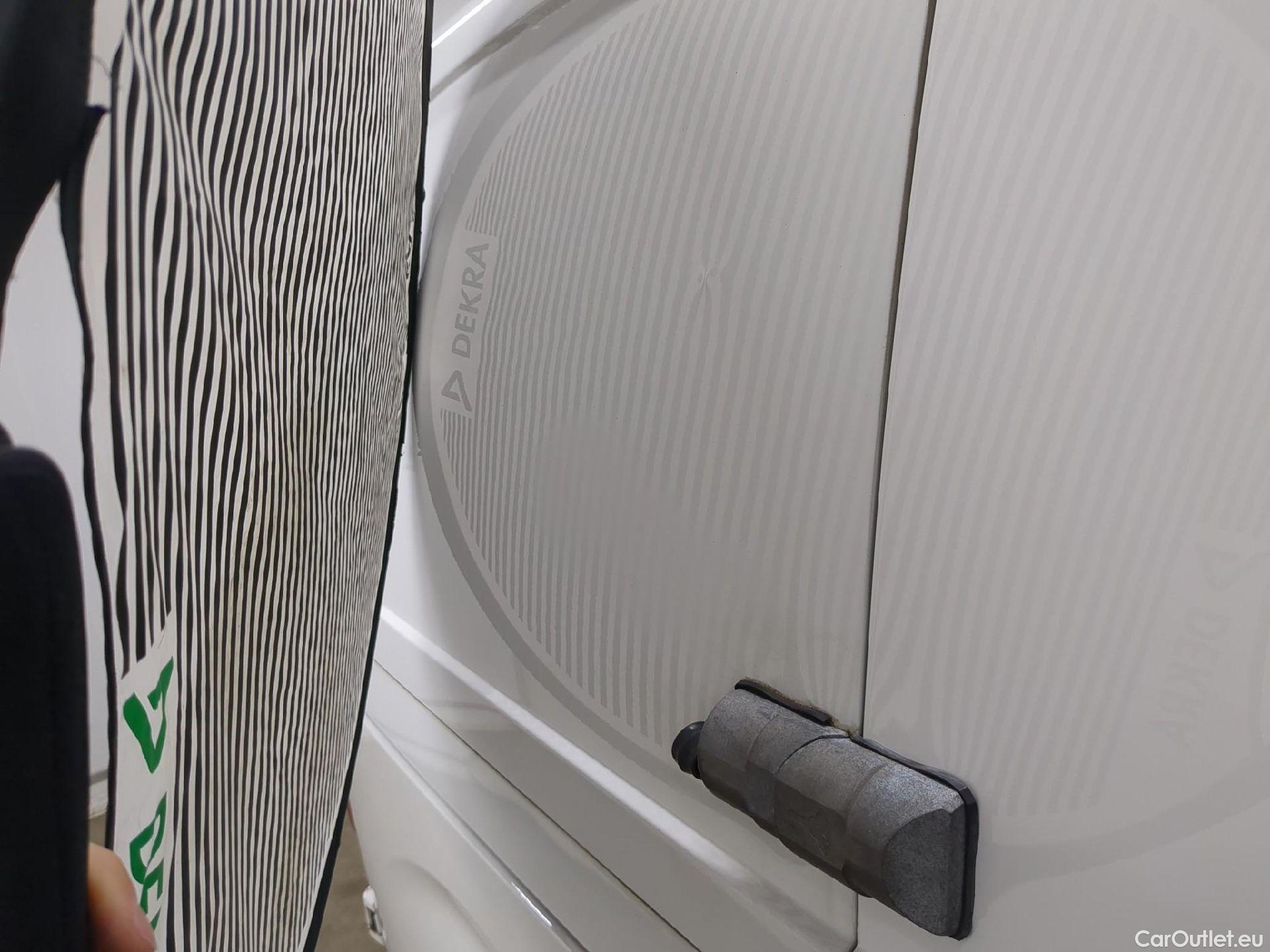  Peugeot  Expert  Fourgon Premium L2 2.0 HDi 120CV BVM6 E6 #11