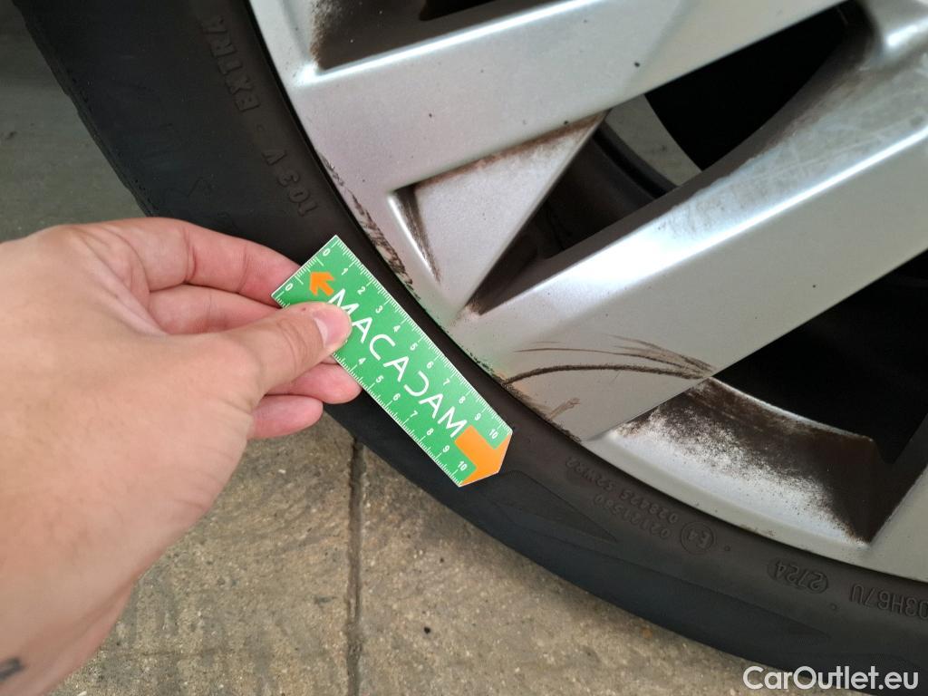  Peugeot  3008  Active Pack 1.5 HDi 130CV BVA8 E6d #22