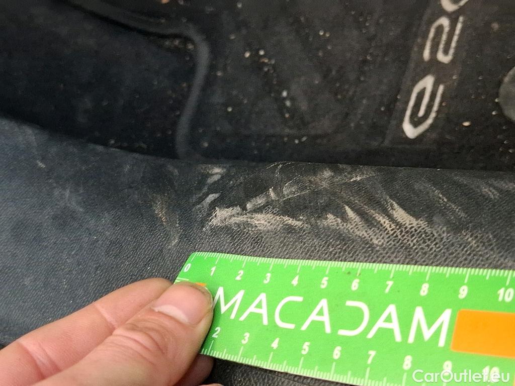  Peugeot  208  (e-) Active Business 50kWh BVA #9