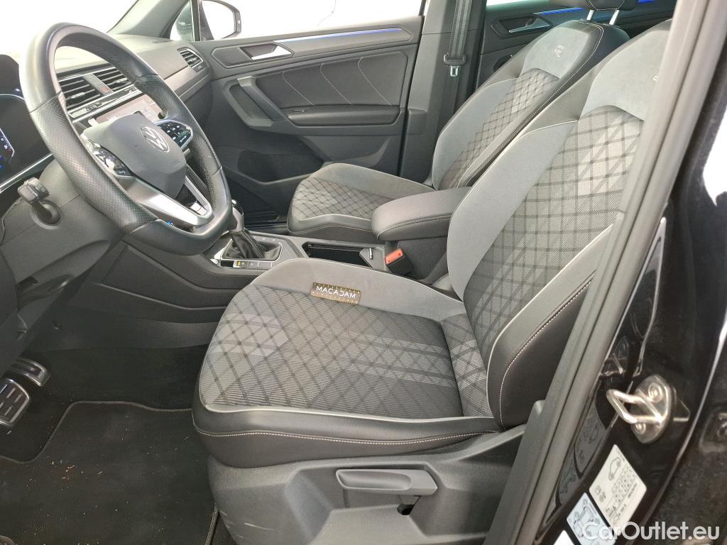  Volkswagen  Tiguan  R-Line 2.0 TDI 150 DSG7  #21