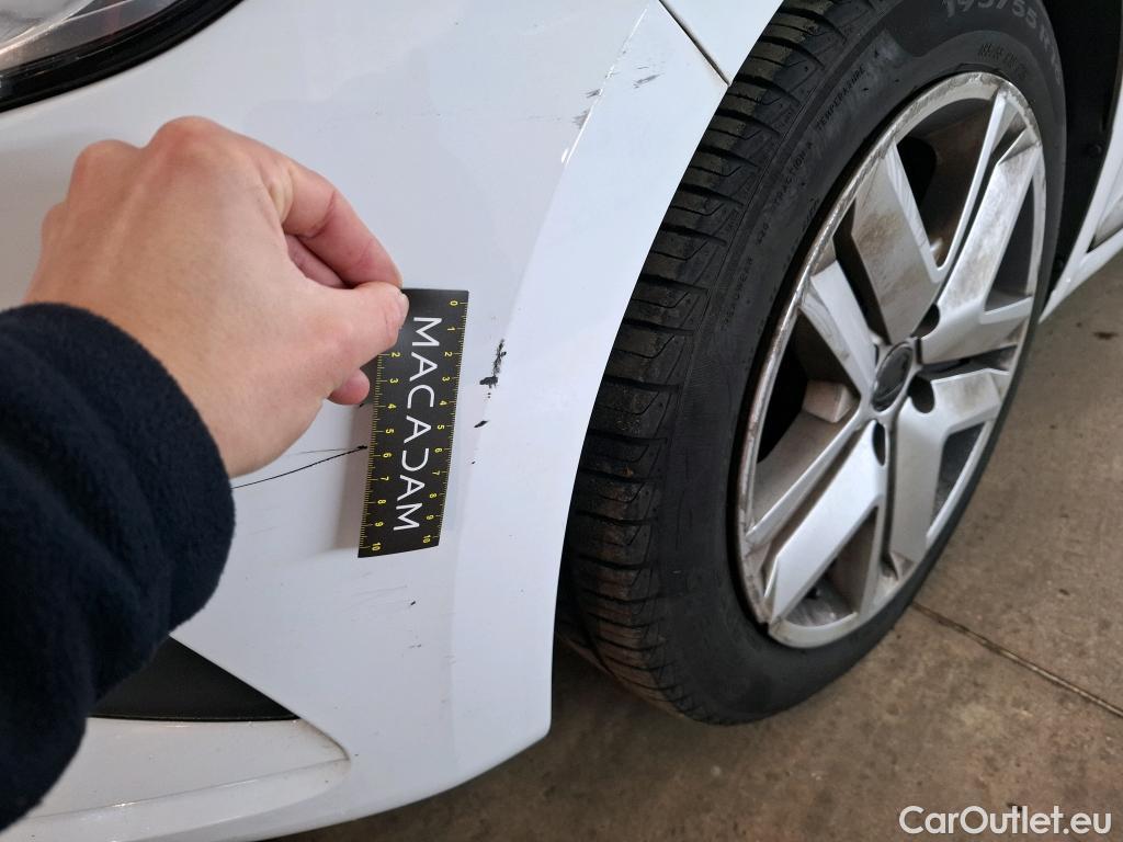  Renault  Clio  V Business 1.0 TCe 100CV BVM5 E6dT
 #16