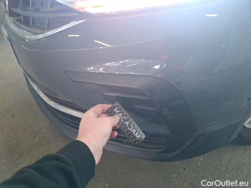  Volkswagen  Tiguan VOLKSWAGEN   2020  5P  SUV 20 TDI 150 DSG7 Life Business #24