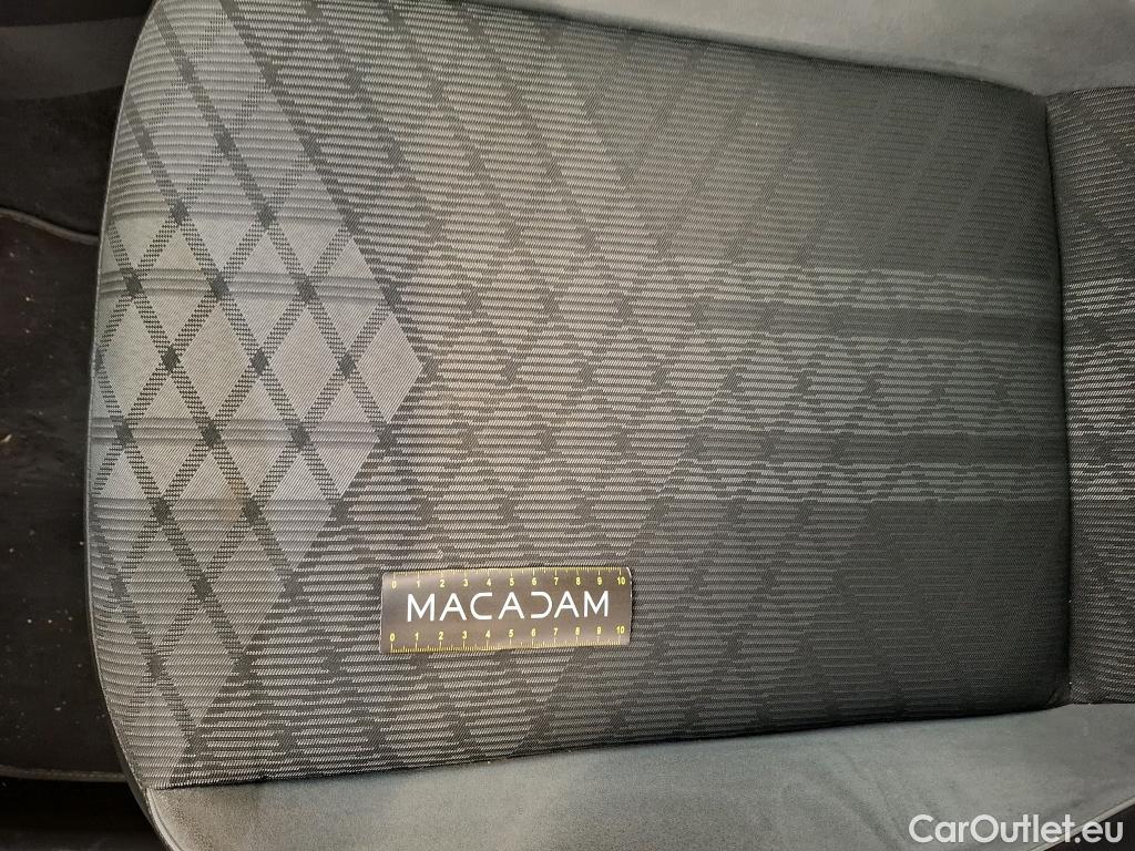  Volkswagen  Tiguan  R-Line 2.0 TDI 150 DSG7  #22