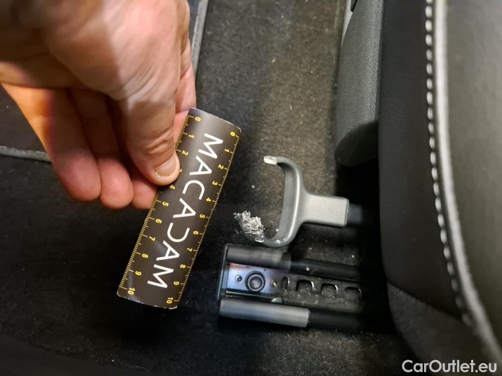  Volkswagen  Tiguan  R-Line 2.0 TDI 150 DSG7  #17