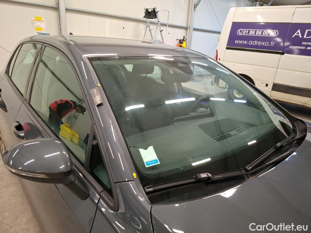  Volkswagen  Golf  VIII Berline Life 1st 2.0 TDI 115CV BVA7 E6d #19