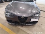  Alfa Romeo  Giulietta ALFA ROMEO GIULIA / 2016 / 4P / BERLINA 2.0 T 200 CV SPRINT AT8 #33