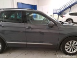  Volkswagen  Tiguan VOLKSWAGEN  / 2020 / 5P / SUV 1.5 TSI ACT 110KW LIFE DSG #41