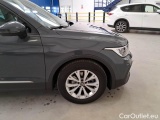  Volkswagen  Tiguan VOLKSWAGEN  / 2020 / 5P / SUV 1.5 TSI ACT 110KW LIFE DSG #39
