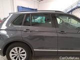  Volkswagen  Tiguan VOLKSWAGEN  / 2020 / 5P / SUV 1.5 TSI ACT 110KW LIFE DSG #44